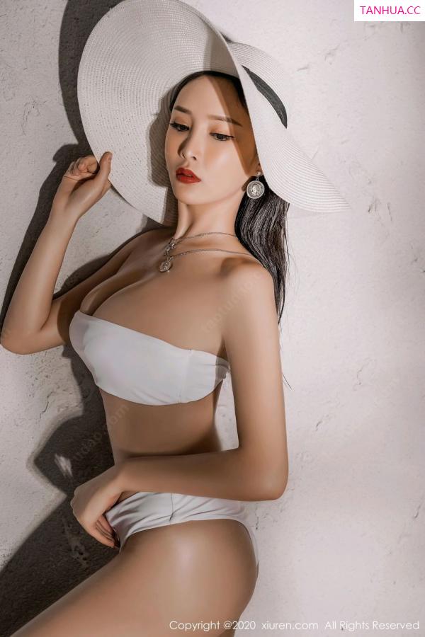 周妍希 奶瓶土肥圆 [XiuRen]高清写真图 2020.07.17 No.2339 奶瓶土肥圆矮挫丑黑穷第14张图片